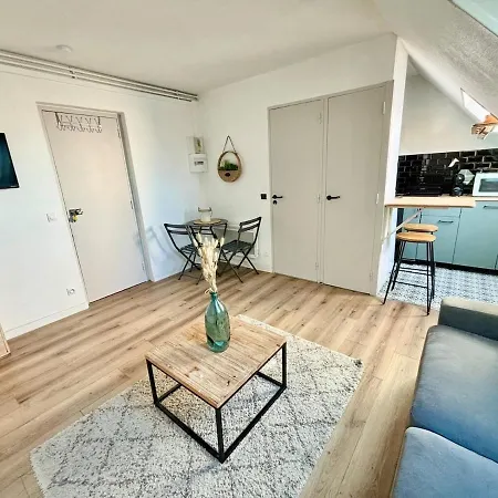 Vue - A 50m De La Des Minimes - Grand Jardin - Parking Gratuit * לה רושל